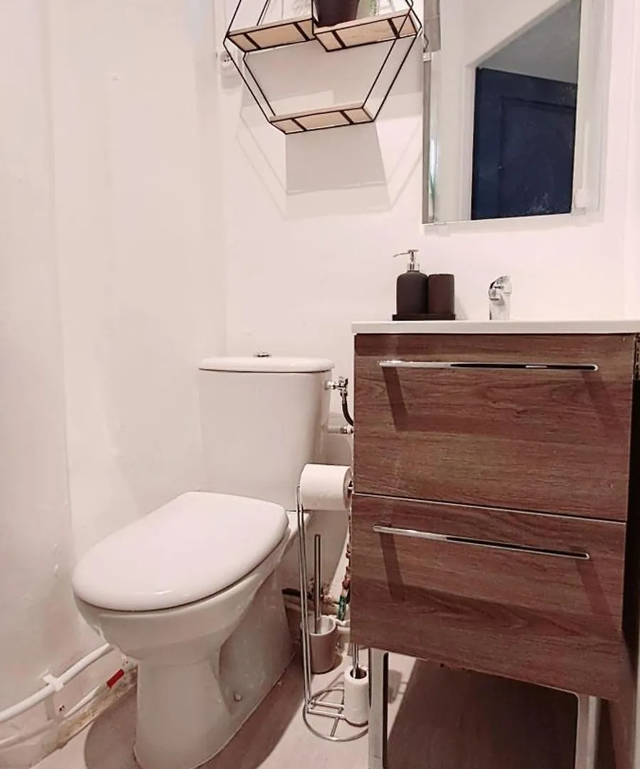 Cocon Parisien - Montmartre & Metro 13 & 14 Apartment *